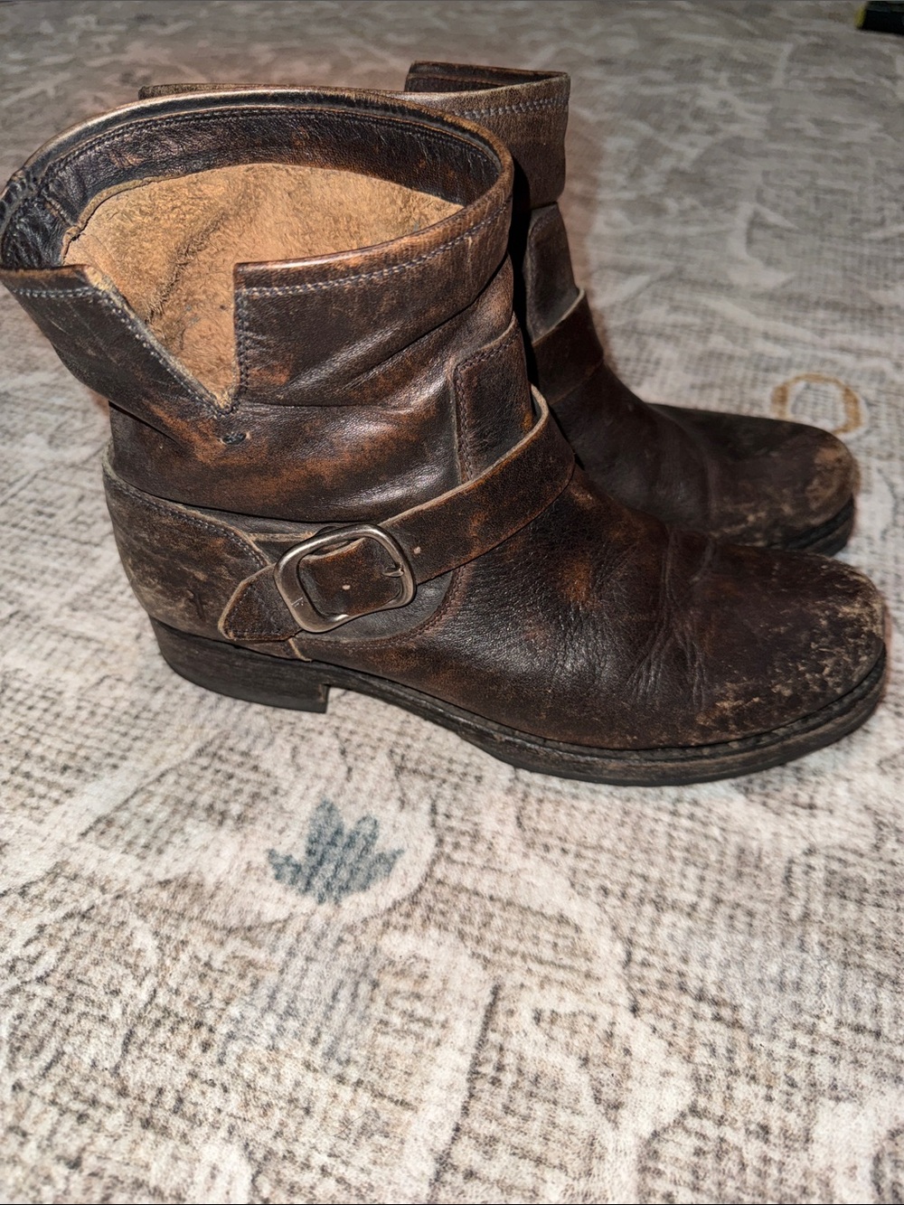 Frye Women’s Brown Leather Distressed Boots - Picture 3 of 4